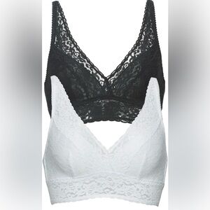 Women's Lace Bralette Set - Black and White Size Large New in Box